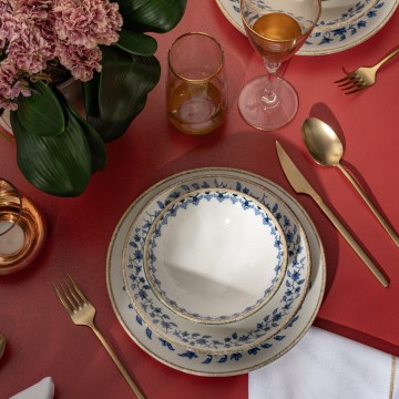18-delt spisesæt i porcelæn - hvid/blå