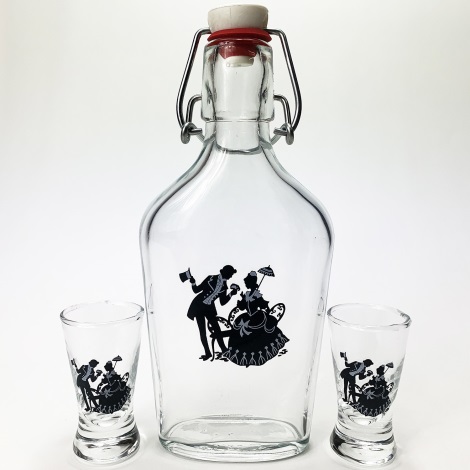 1x stor flaske + 2x shotglas transparent med parmotiv