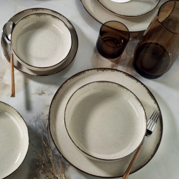 24-delt spisesæt i beige porcelæn