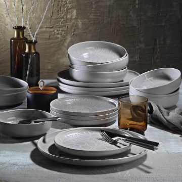 24-delt spisesæt i gråt porcelæn