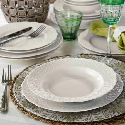 24-delt spisesæt i hvidt porcelæn