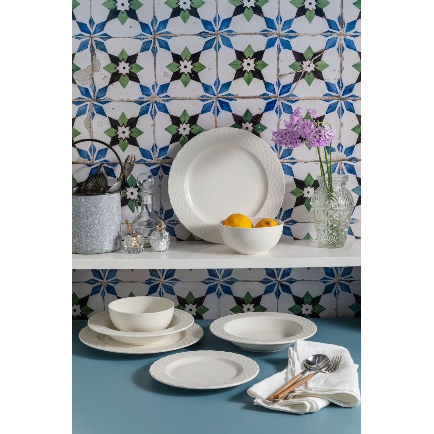24-delt spisesæt i hvidt porcelæn