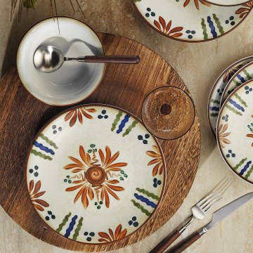 24-delt spisesæt i porcelæn – flerfarvet