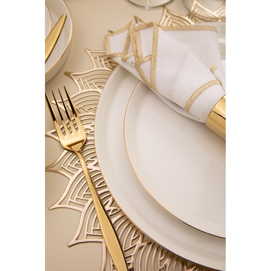 26-delt spisestel i hvidt porcelæn med gulddetaljer