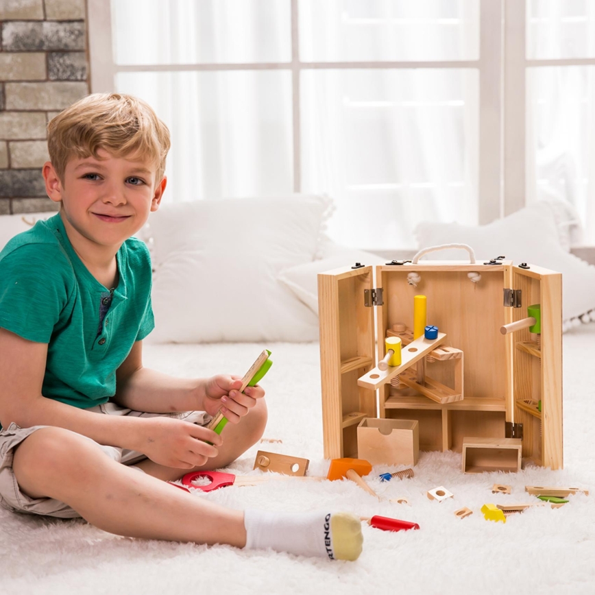 30-delt træværktøjssæt i praktisk kuffert