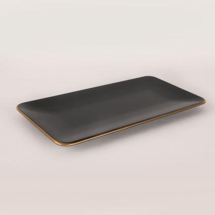 44-delt spisestel i sort og guld, stentøj