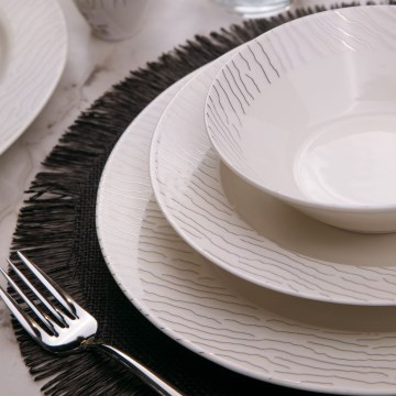 62-delt spisesæt hvid/sølv/porcelæn