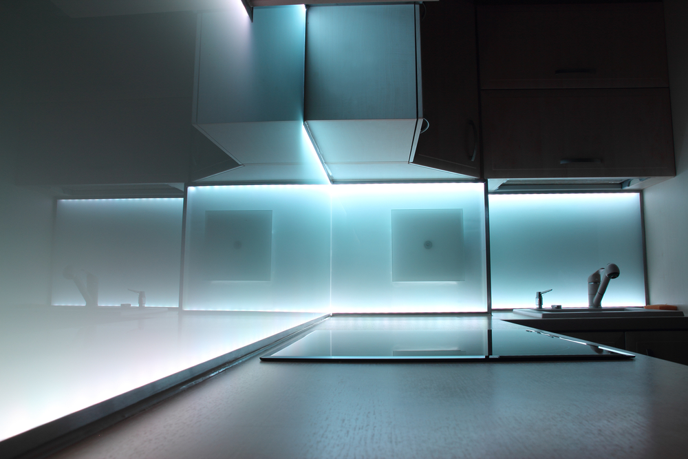 Vind Spytte Fange Sådan vælger du LED-lysbånd til et køkken | Lampemania