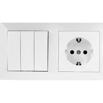 Aigostar - 3-gangs afbryder (model 3) med SCHUKO-stik 230 V og ramme, hvid