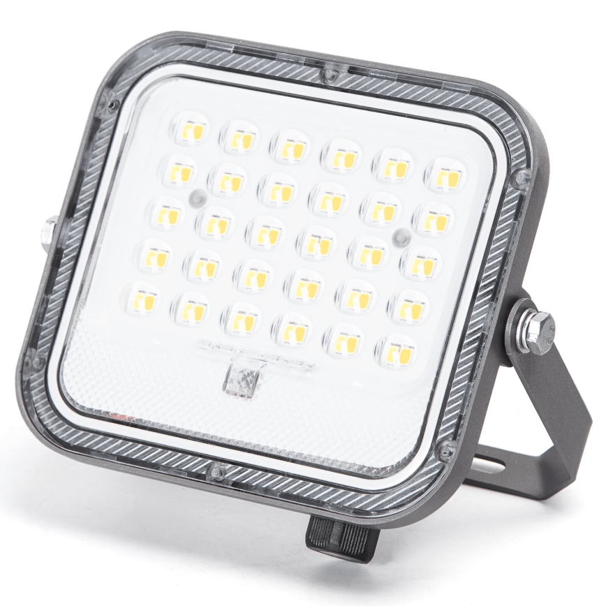 Aigostar - Dæmpbar LED solcelleprojektør LED/50W/3,4V 3000/4000/6500K IP66 4000 mAh + fjernbetjening