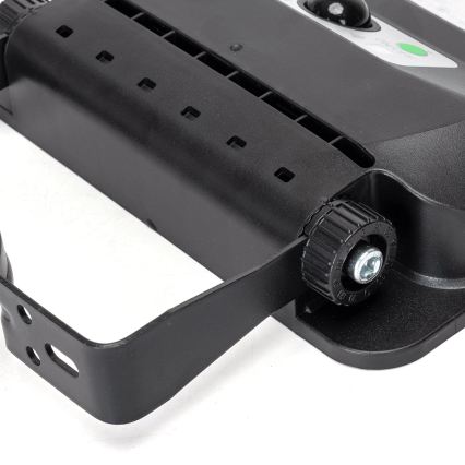 Aigostar - LED solcelledrevet gadelampe med sensor LED/50W/3,2V 1000mAh 6500K + fjernbetjening