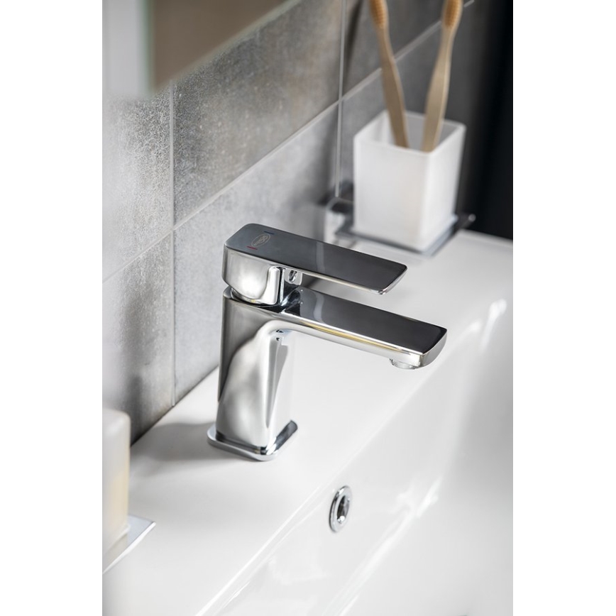 Aqualine - Hane FACTOR skinnende krom