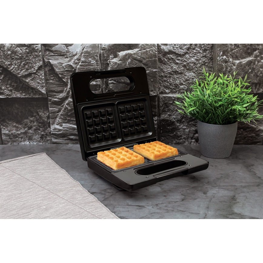 BerlingerHaus - Vaffelmaskine med non stick-overflade 780W/230V sort