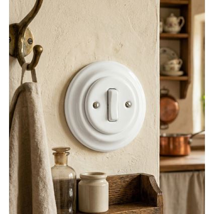 Bohemia-Design - Porcelæns-retro enkeltafbryder med ramme nr. 6, hvid