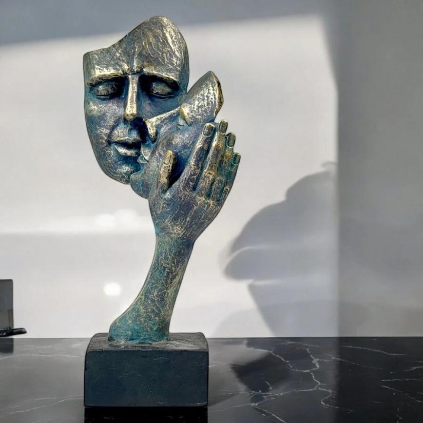 Bordsdekoration 35x22x13 cm harpiks/patina