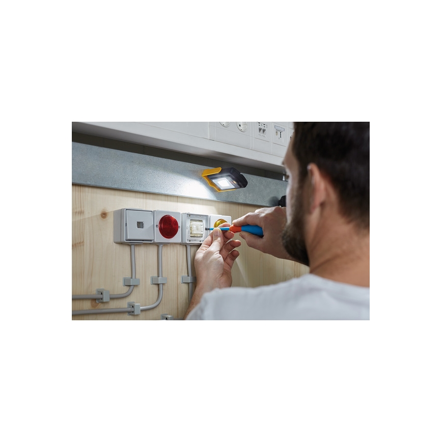 Brennenstuhl - LED arbejdslampe LED/3xAAA orange