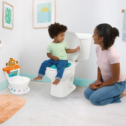 Bright Starts - Børnetoilet med lyd MY SIZE Finding Nemo 2xAAA