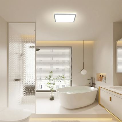 Brilagi - ULTRA SLIM LED badeværelsesloftlampe, 18W/230V, 30x30 cm, sølv, IP54