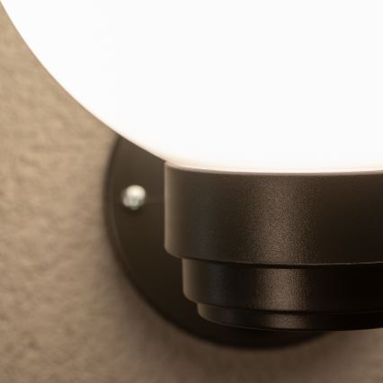 Brilagi - LED RGBW dæmpbar udendørs væglampe HARBOR 1xE27/9W/230V 2700-6500K IP33 sort/hvid