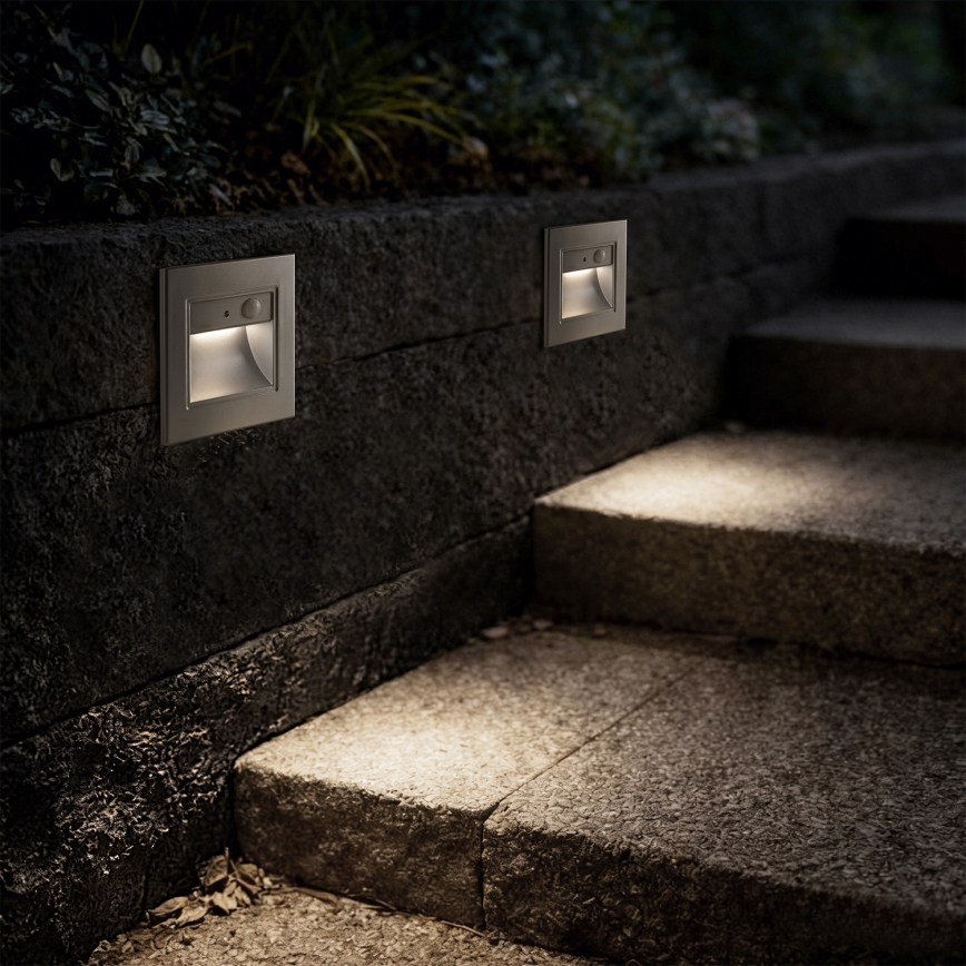 Brilagi - LED trappearmatur med sensor STEP LIGHT LED/1,5W/230V IP44 sølv