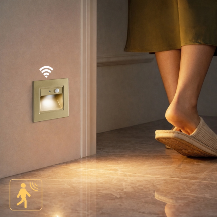 Brilagi - LED trappebelysning med sensor STEP LIGHT LED/1,5W/230V IP44 guldfarvet