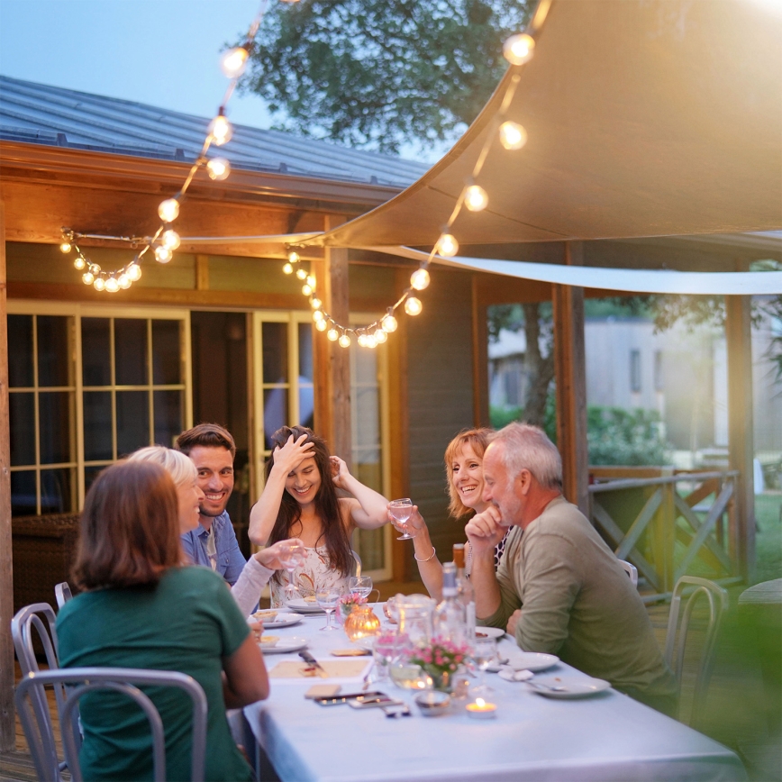 Brilagi - LED udendørs dekorationslyskæde GIRLANDA 10xE12/0,6W/230V 8m hvid IP44 varmhvid