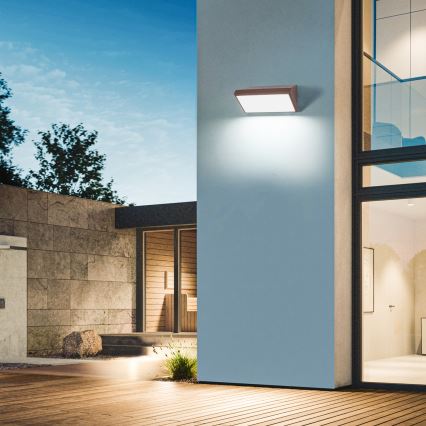 Brilagi - LED udendørs væglampe med sensor TRIANGLE, 20W/230V, brun, IP65