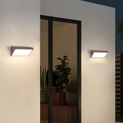 Brilagi - TRIANGLE LED udendørs vægarmatur med sensor, 20W/230V, brun, IP65