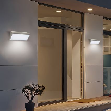 Brilagi - LED udendørs væglampe med sensor TRIANGLE LED/20W/230V grå IP65