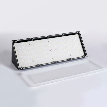 Brilagi - LED udendørs væglampe med sensor TRIANGLE LED/42W/230V 45 cm sort IP65