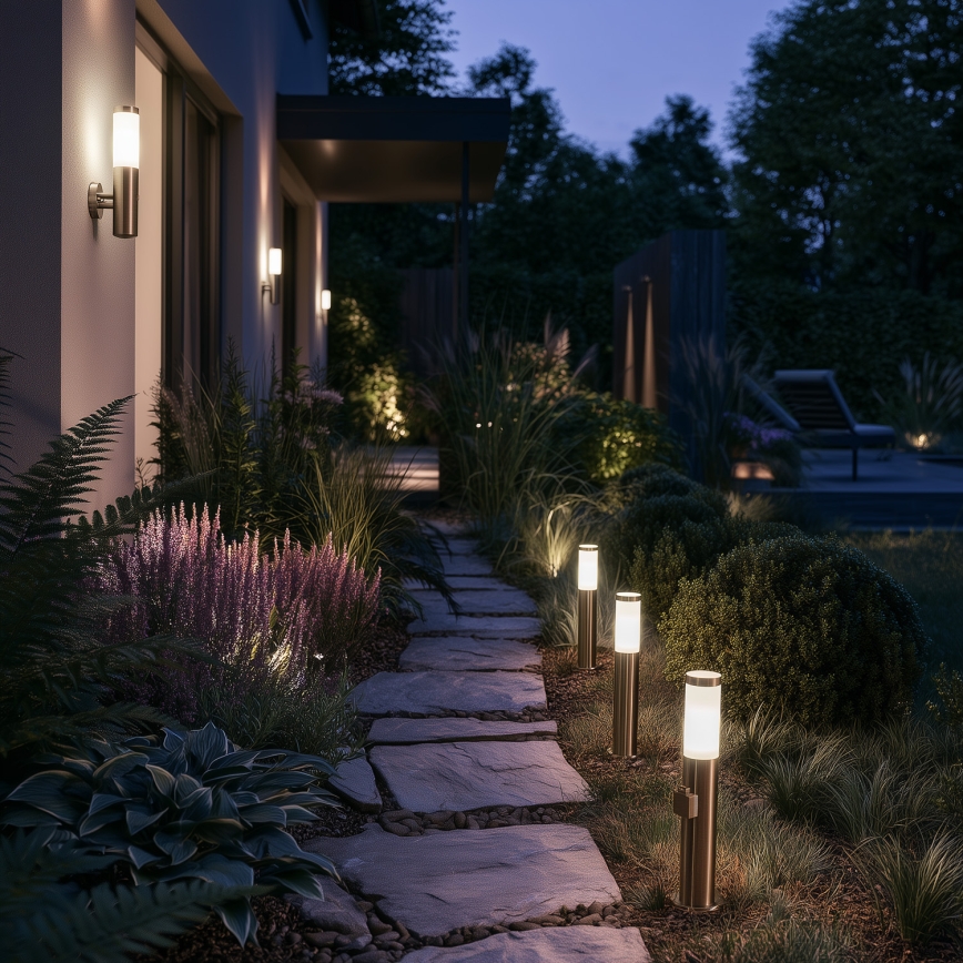 BRILAGI - LED udendørslampe med stikkontakt ELIA 1xE27/7W/230V 4000K IP44 50 cm mat krom