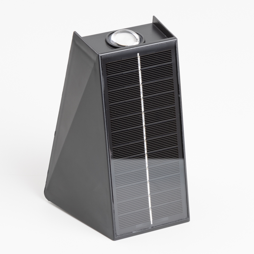 Brilagi - Soldrevet LED væglampe PYRAMID LED/2W/3,2V 1300 mAh IP54