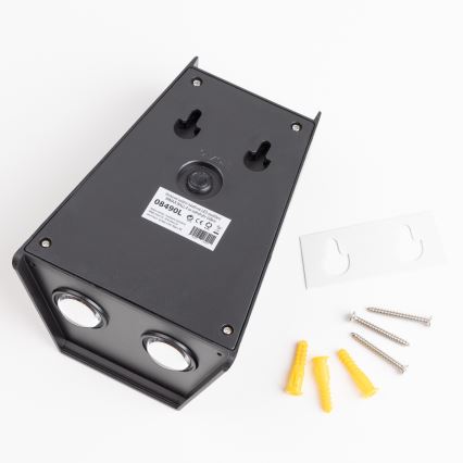 Brilagi - Soldrevet LED væglampe PYRAMID LED/2W/3,2V 1300 mAh IP54