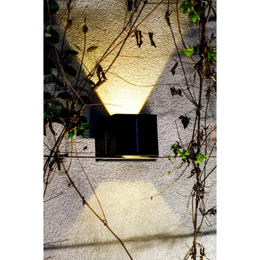 Brilagi - Soldrevet LED væglampe SOLAR CUBE LED/2W/3,2V 1300 mAh IP54