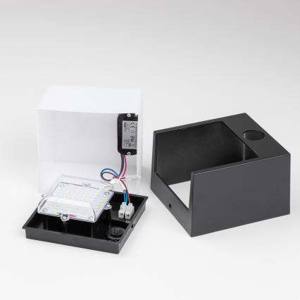 Brilagi - Udendørs LED væglampe med sensor TERNI LED/12W/230V sort IP44