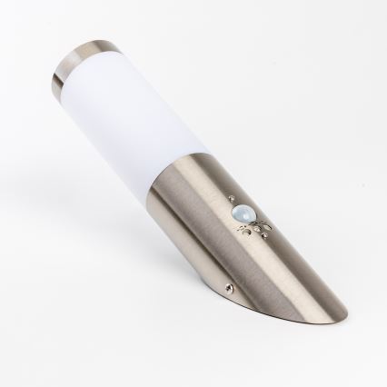 BRILAGI - Udendørs væglampe med sensor ELIA 1xE27/20W/230V IP44 mat krom