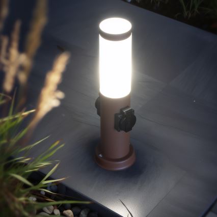 Brilagi - Udendørslampe med 2 SCHUKO-stikkontakter NOVA 1xE27/15W/230V 40 cm IP44 brun