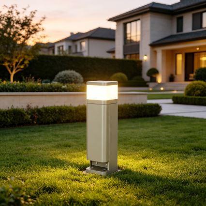 BRILAGI - Udendørslampe med 2 SCHUKO-stik PILLAR 1xG9/11W/230V IP44 grå