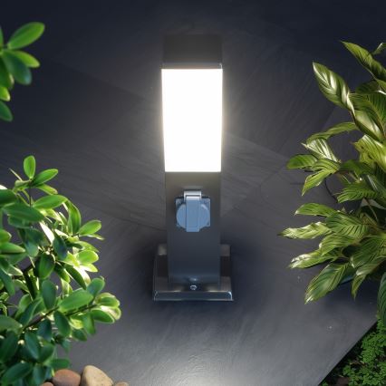 BRILAGI - Udendørslampe NOVA med 2 SCHUKO-stik, 1xE27/15W/230V, 40 cm, IP44, mat krom