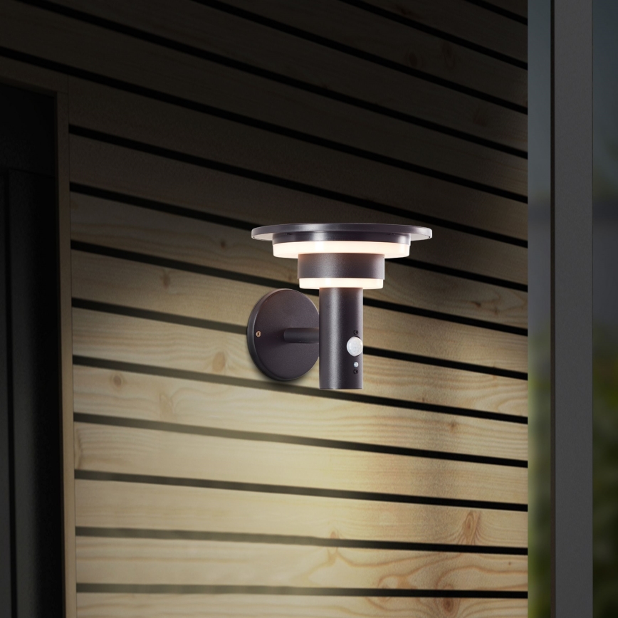 Brilliant - Soldrevet LED væglampe med sensor GARVINA LED/3W/3,7V IP44 sort