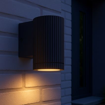 Brilliant - Udendørs væglampe KEOLA 1xGU10/10W/230V IP44 sort