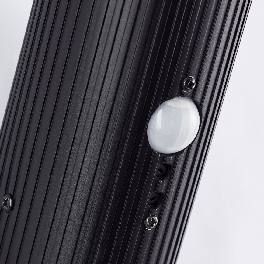 Brilliant - Udendørs væglampe med sensor KALEO 1xE27/10W/230V IP44 sort