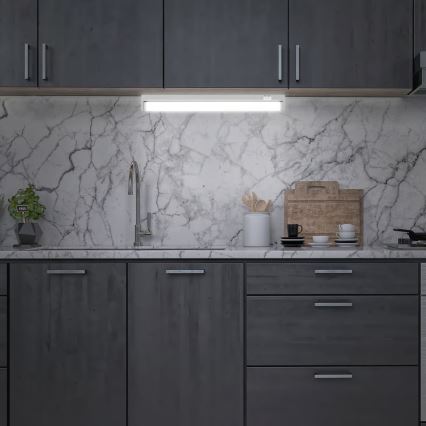 Brilo - LED underskabslampe 6W/230V 2700/4000/6500K 54,5 cm sølv