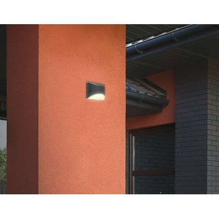 Briloner 3133015 - Soldrevet LED væglampe LED/2W/3,7V IP44 3000K