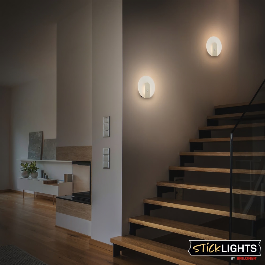 Briloner 3889012 - LED genopladelig væglampe med bevægelses- og skumringssensor TARO LED/2,5W/5V 1800 mAh mat krom