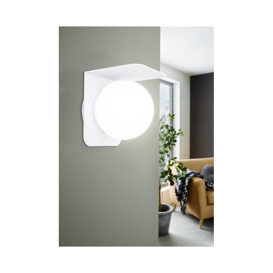 Eglo 31052 - LED RGBW Dæmpbar udendørs lampe CORRIENTES 1xE27/9W/230V IP44 hvid