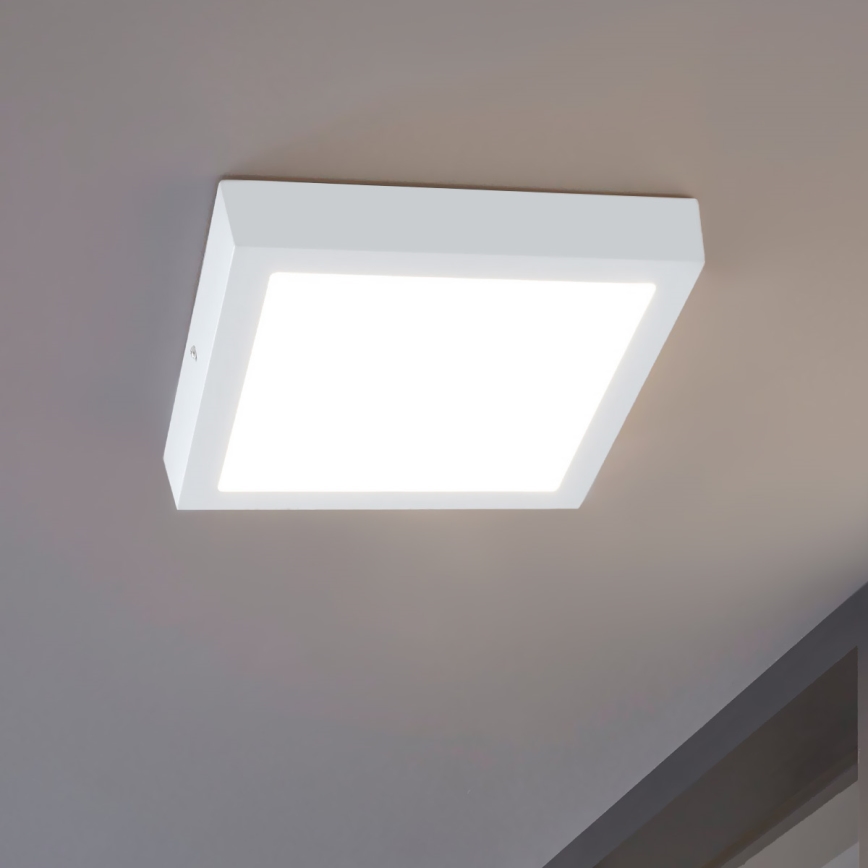 Eglo 33576 - LED Dæmpbart Badeværelseslampe ARGOLIS-C LED/22W/230V IP44 hvid