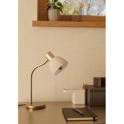 Eglo - Bordlampe 1xE14/25W/230V mat krom