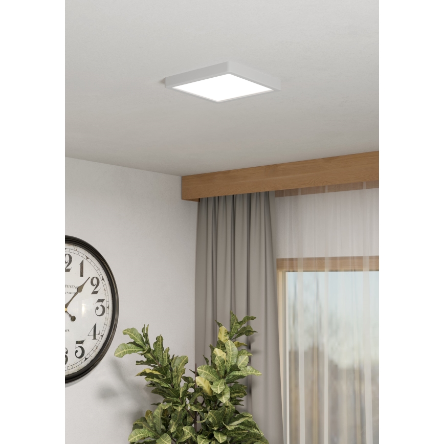 Eglo - LED RGBW dæmpbar badeværelsesloftlampe LED/10,5W/230V 2700-6500K 22x22 cm IP44 hvid