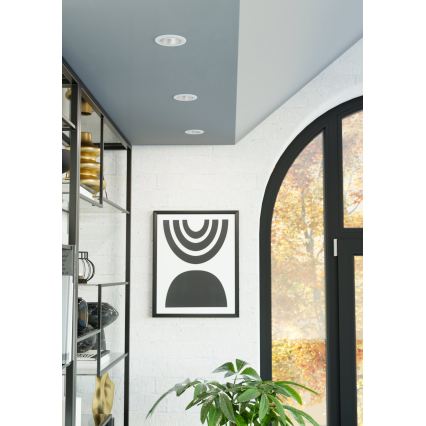 Eglo - Dæmpbar LED-indbygningsspot til badeværelse LED/4,8W/230V 2700/4000/6500K IP44 hvid/guld